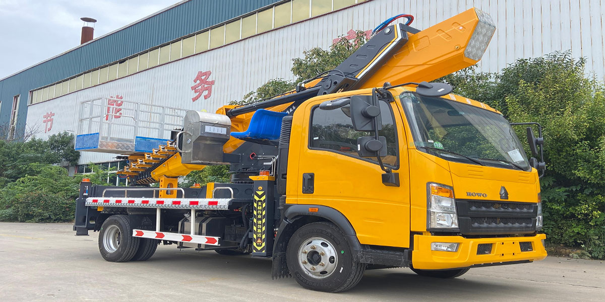 Camión plataforma de trabajo aéreo Sinotruk Howo GK38