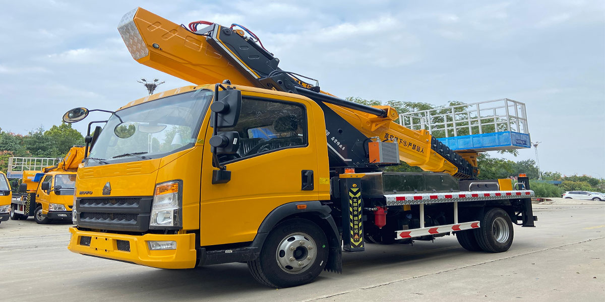 Sinotruk Howo GK38 aerial work platform truck Sinotruk Howo GK38 aerial work platform truck