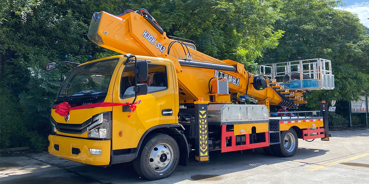 Dongfeng Dolica GK42 Aerial Work Platform Vehicle Dongfeng Dolica GK42 Aerial Work Platform Vehicle