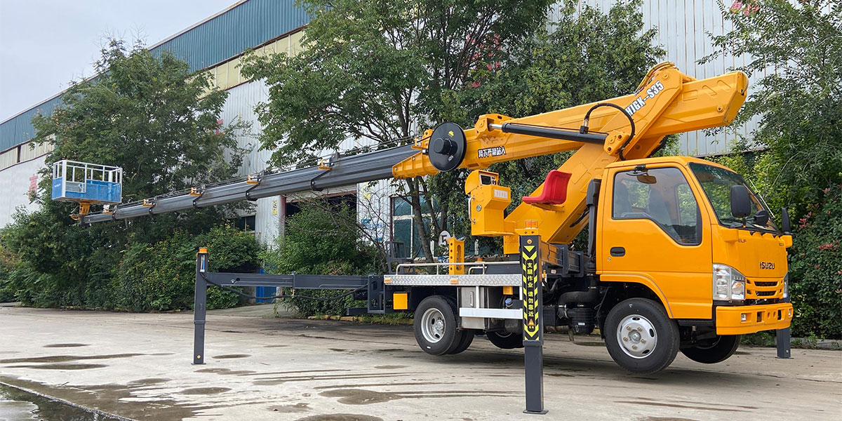 Camión plataforma de trabajo aéreo Qingling 100PGK35