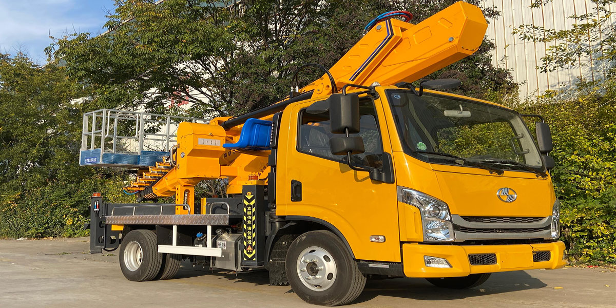 SAIC Yuejin GK35 Aerial Work Platform Vehicle SAIC Yuejin GK35 Aerial Work Platform Vehicle
