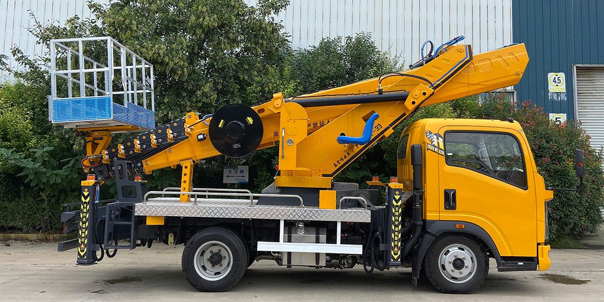 Camión plataforma de trabajo aéreo Sinotruk Howo GK35