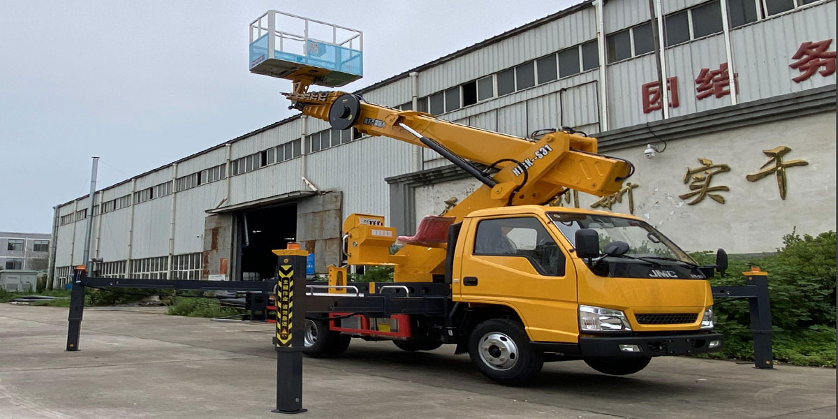 Camión plataforma de trabajo aéreo Jiangling Shunda de 31 metros
