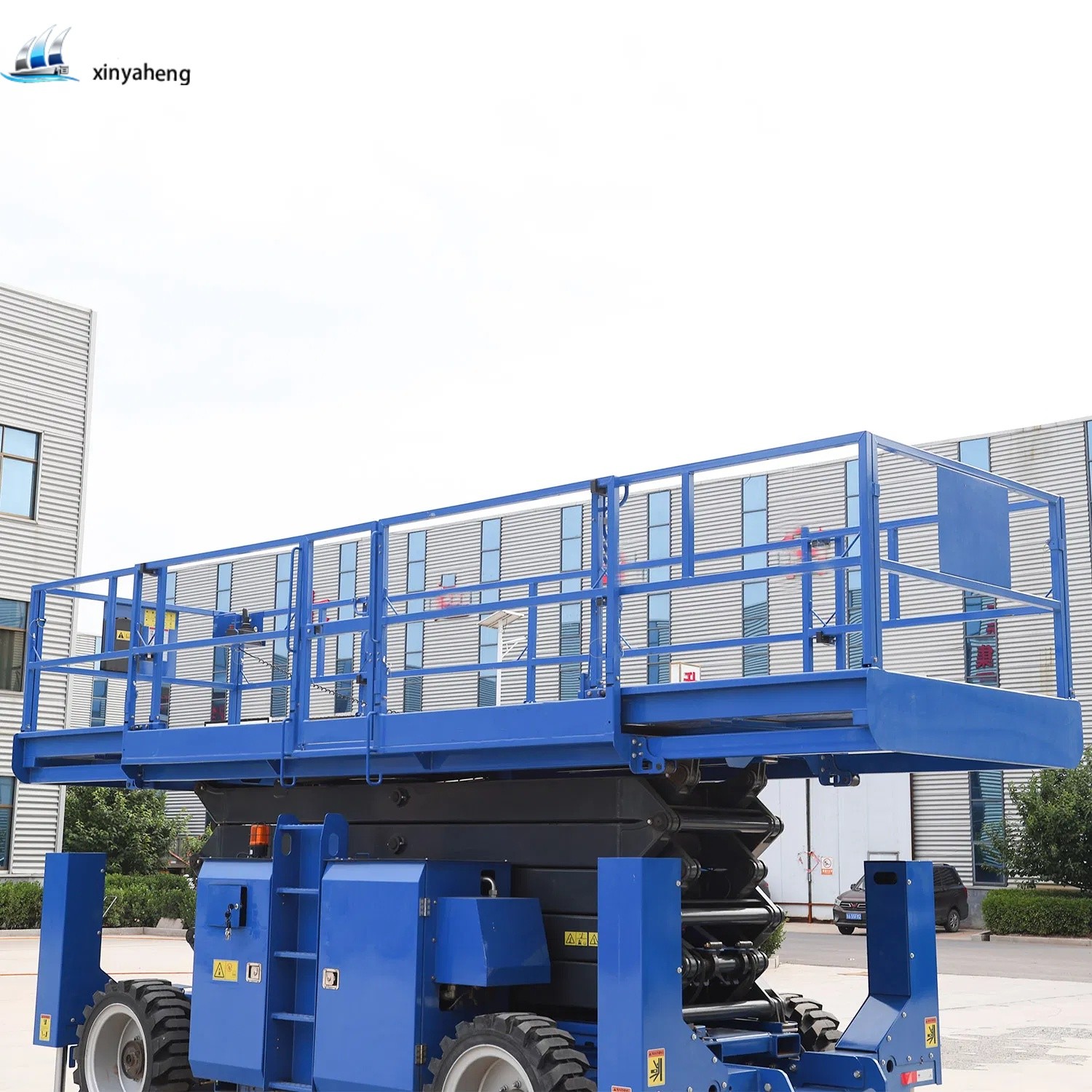 Rough-terrain Scissor Lift-